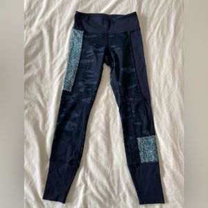 Lulu lemon 3/4 length tights.